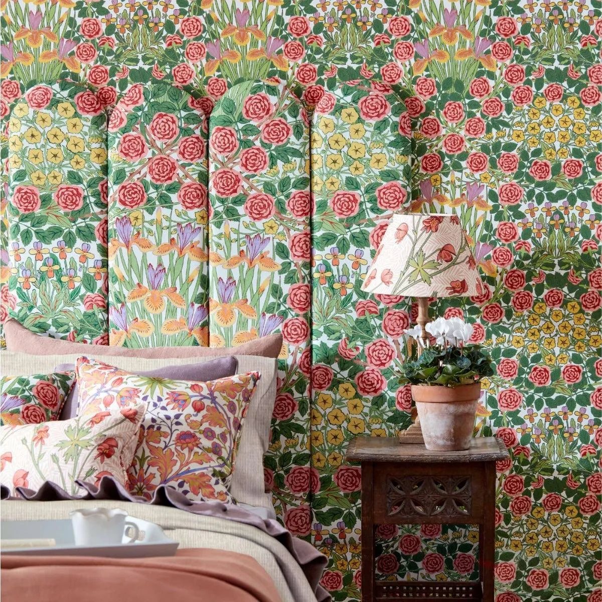 Campanula Wallpaper - Morris & Co