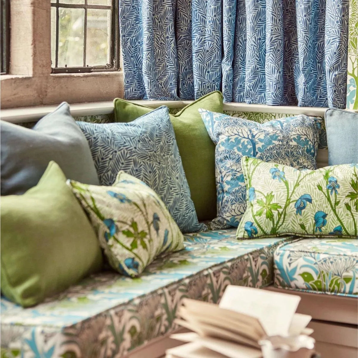 The Savaric Cirrus Fabric - Morris & Co