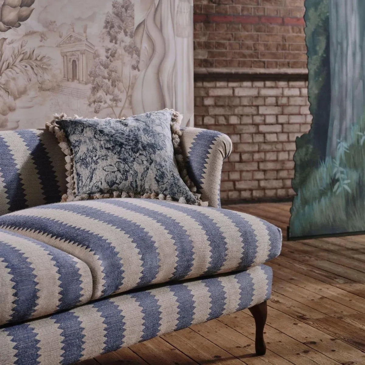 Aperigon Swag Fabric - Sanderson x Giles Deacon