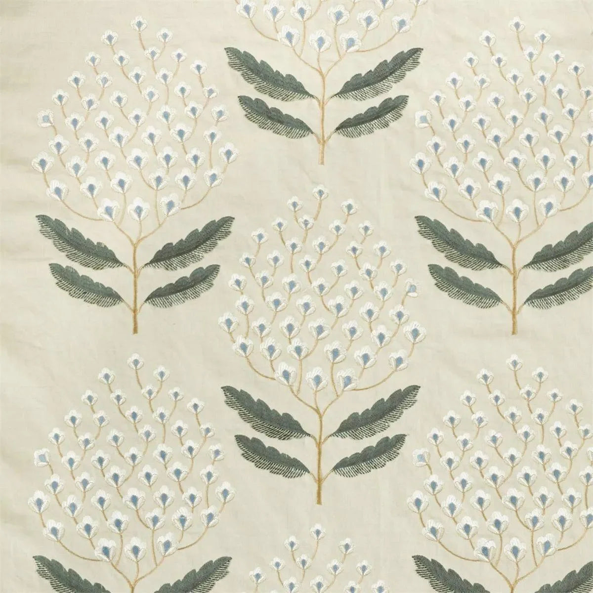 Bellis Fabric - Sanderson