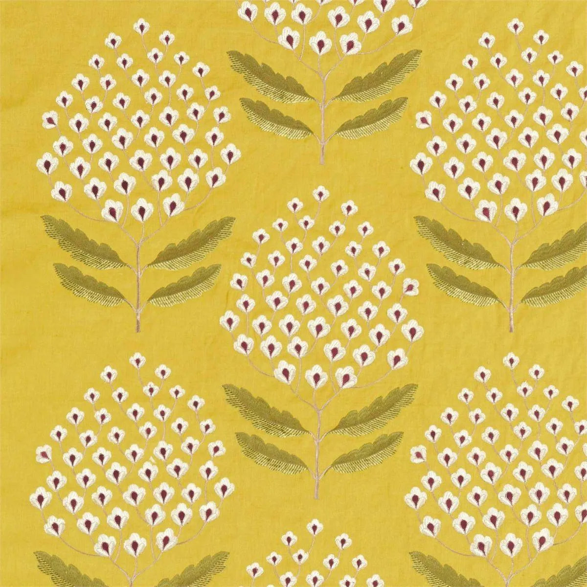 Bellis Fabric - Sanderson