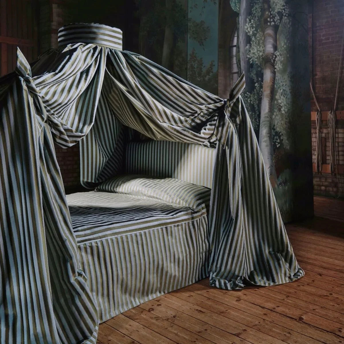 Regency Aperigon Fabric - Sanderson x Giles Deacon