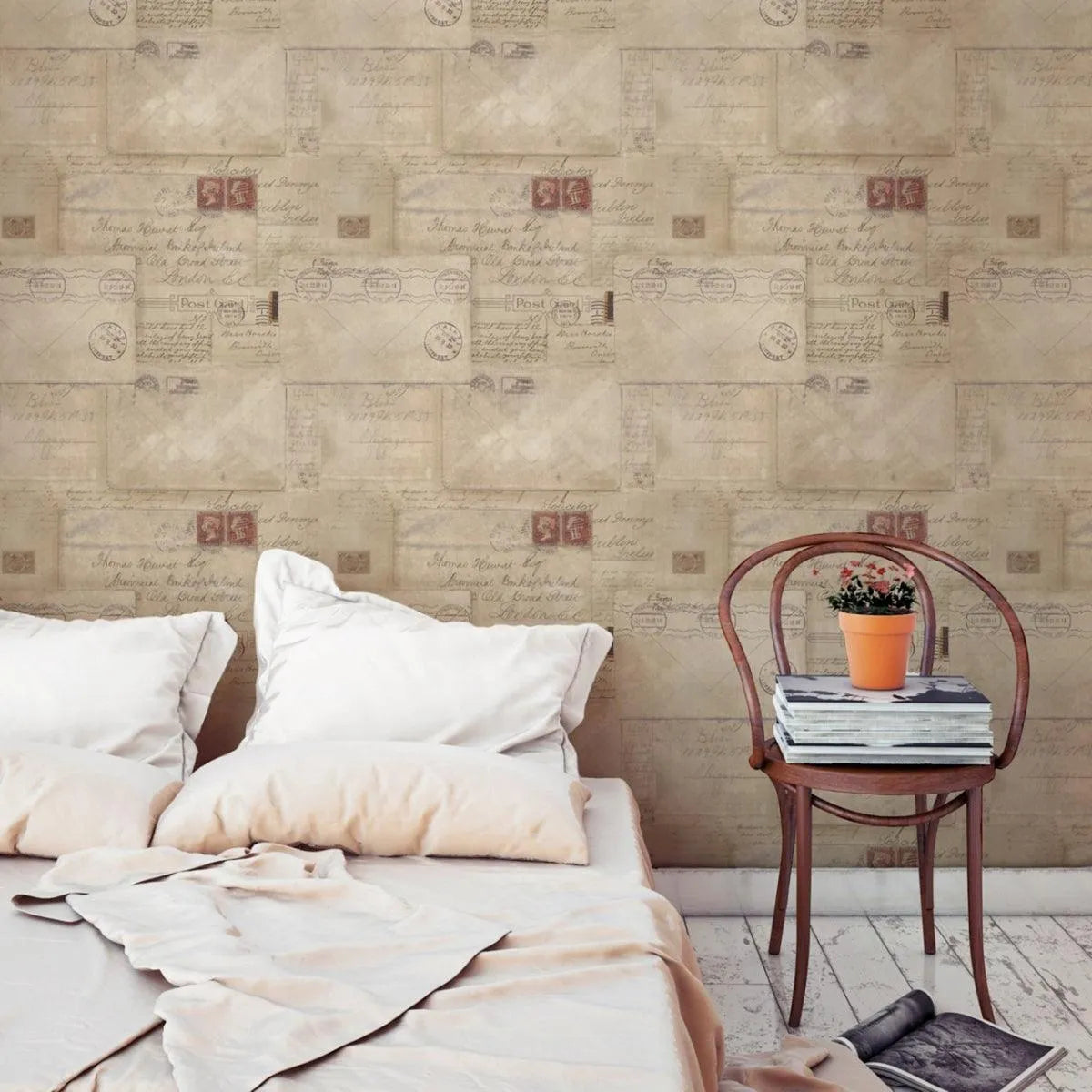Vintage Letters Wallpaper - Mind The Gap