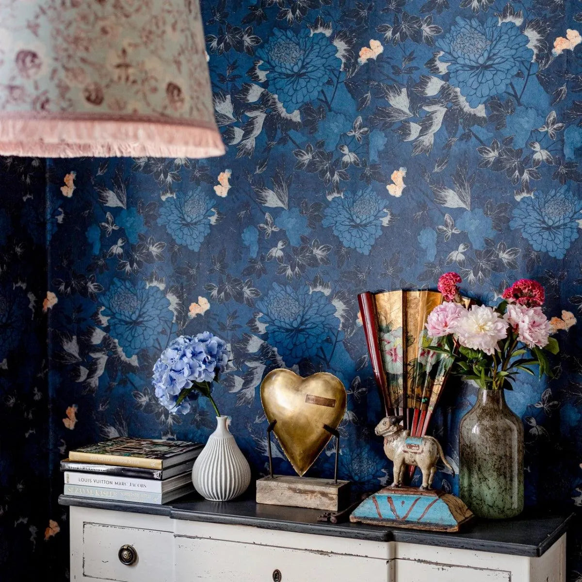 The Cantonese Garden Wallpaper - Mind The Gap