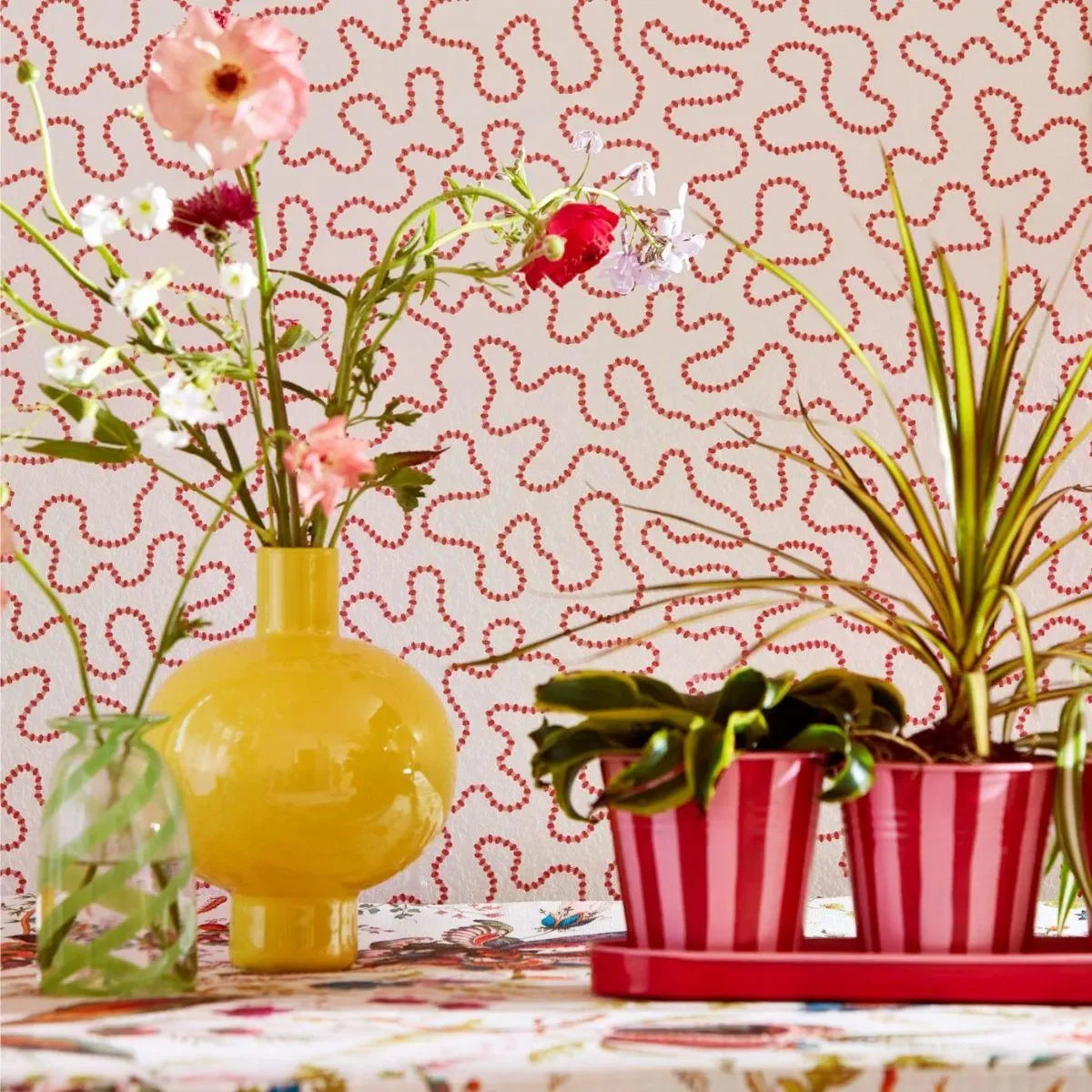 Wiggle Wallpaper - Harlequin X Sophie Robinson