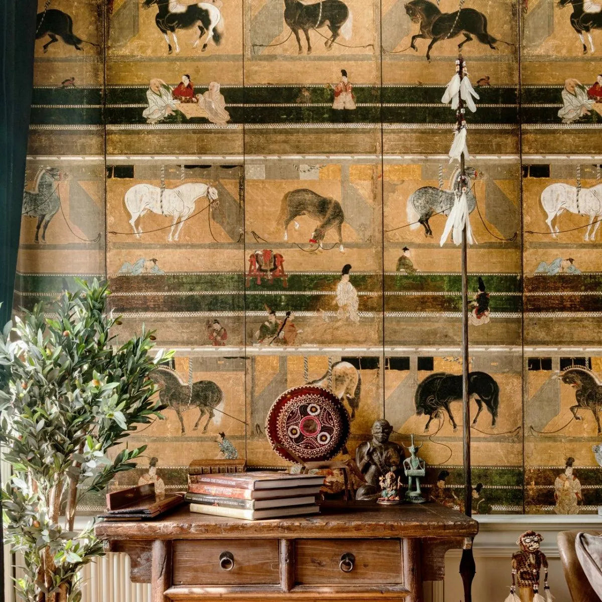 Horse Stable Wallpaper - Mind The Gap