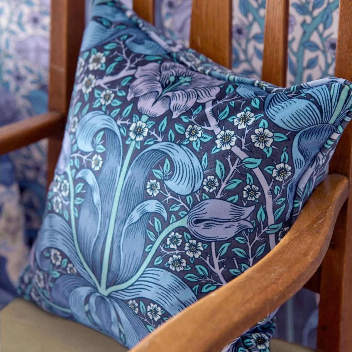 Spring Thicket Midnight/Lilac Fabric - Morris & Co