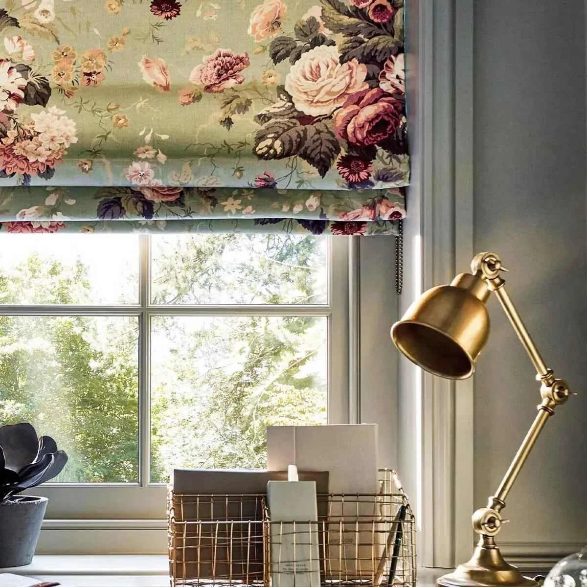 Stapleton Park Fabric - Sanderson
