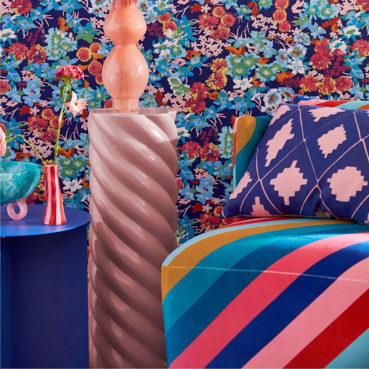 Wildflower Meadow Wallpaper - Harlequin X Sophie Robinson