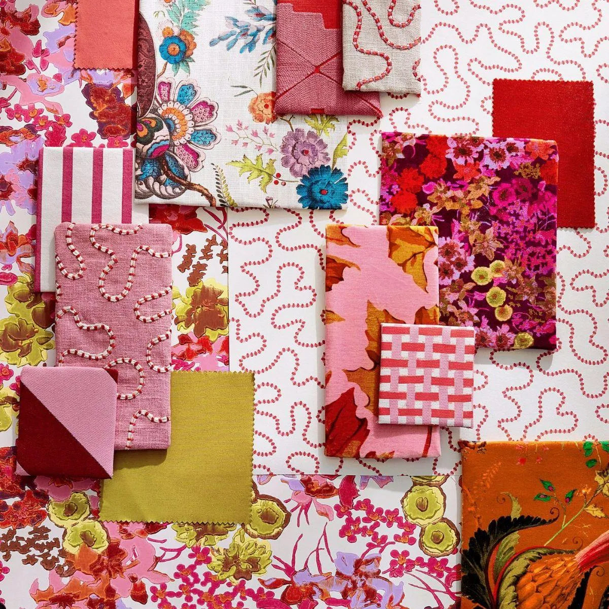 Wildflower Meadow Wallpaper - Harlequin X Sophie Robinson
