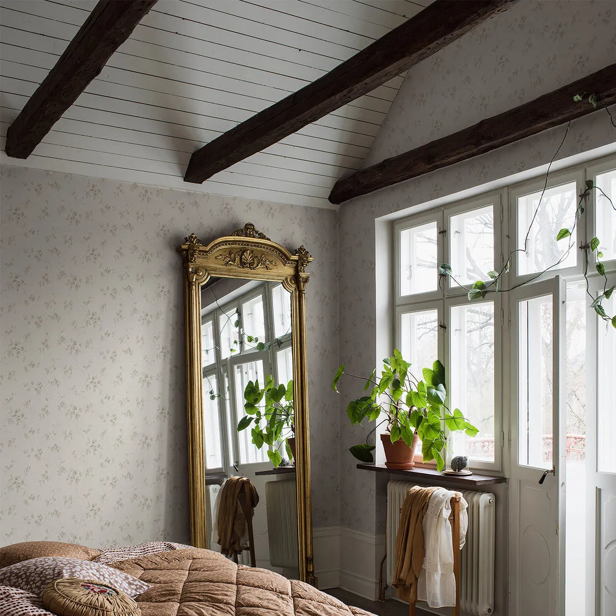 Vintage Rose Wallpaper - Borastapeter