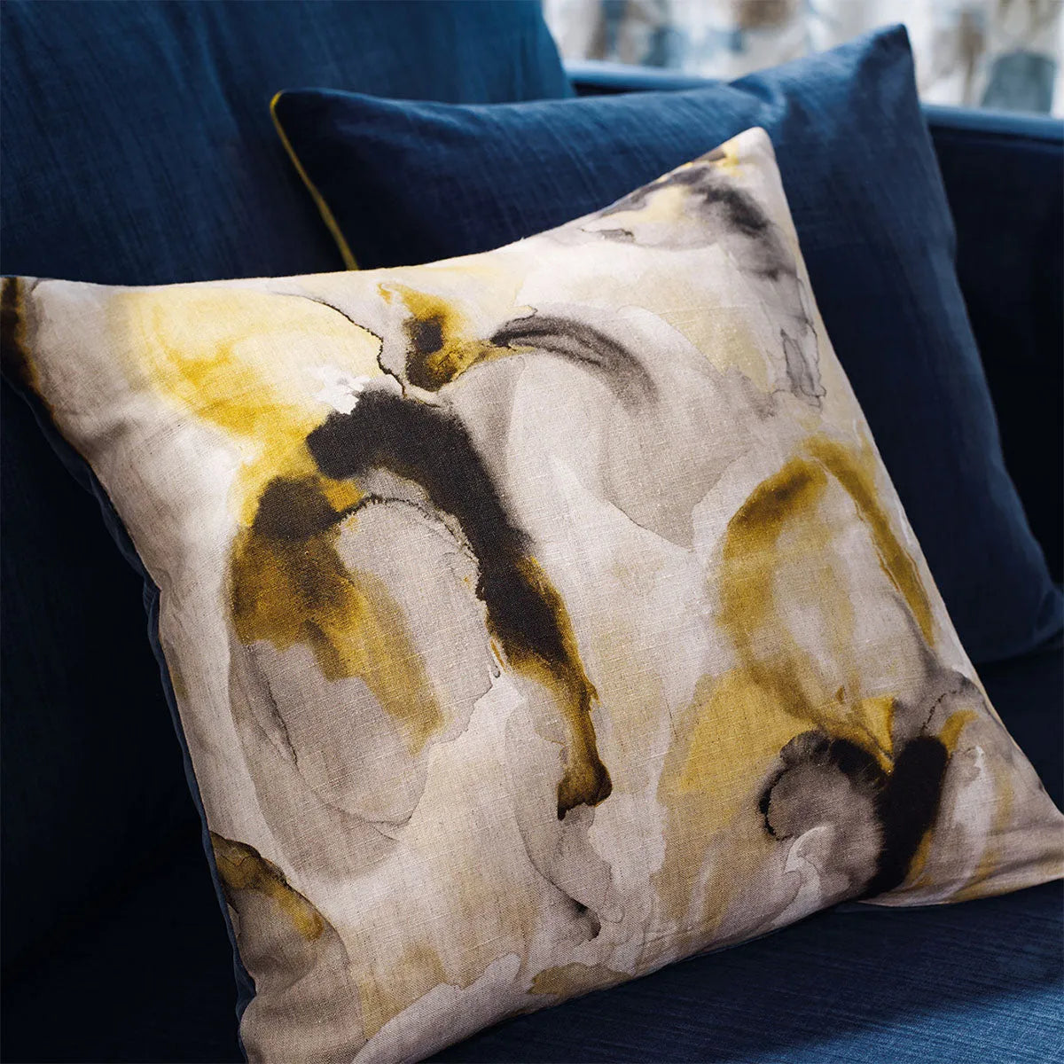 Water Iris Fabric - Zoffany