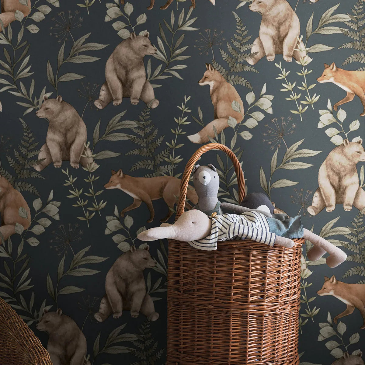 Wild Forest Wallpaper - Borastapeter
