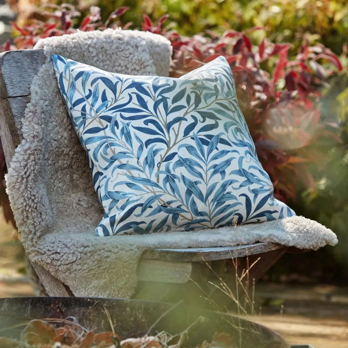 Willow Bough Outdoor Fabric - Morris & Co
