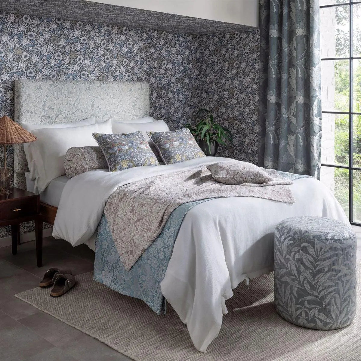 Willow Boughs Jacquard Fabric - Clarke & Clarke