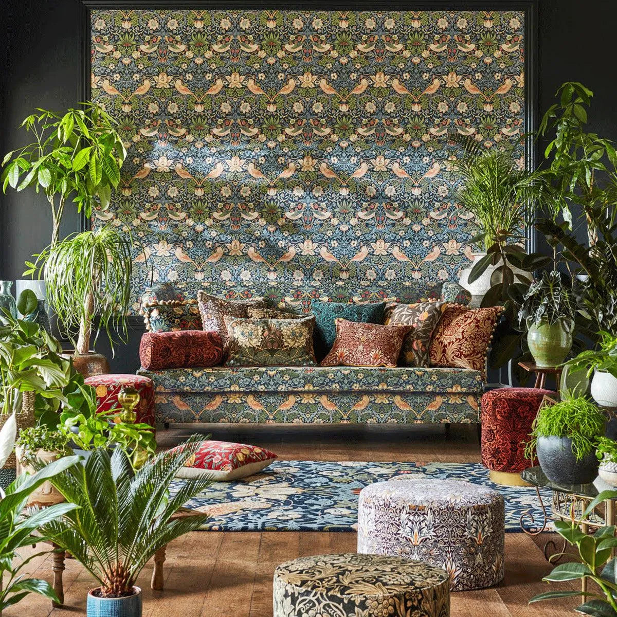 Strawberry Thief Wallpaper - Morris & Co