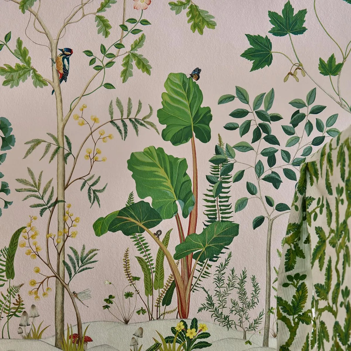 Sycamore and Oak Wallpaper - Sanderson